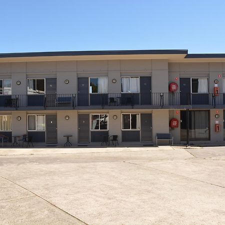 Commercial Hotel Motel Lithgow Exterior photo