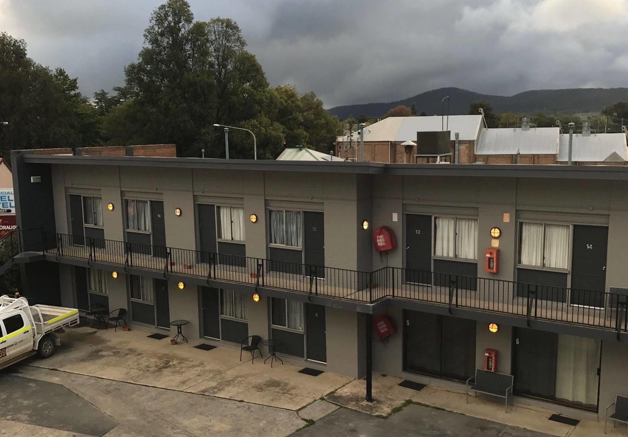 Commercial Hotel Motel Lithgow Exterior photo